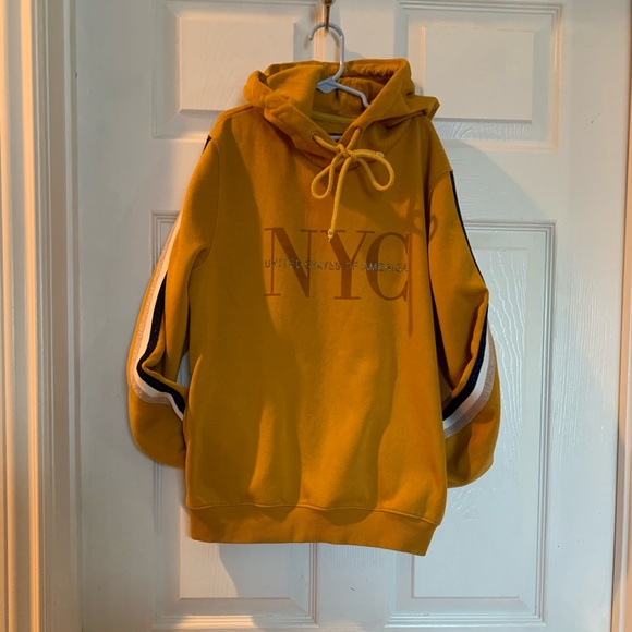 MADAME , Hoodie!! - Picture 10 of 16